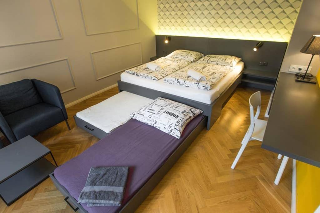 Design Studio Andel, All Historical Sights Walkable براغ المظهر الخارجي الصورة